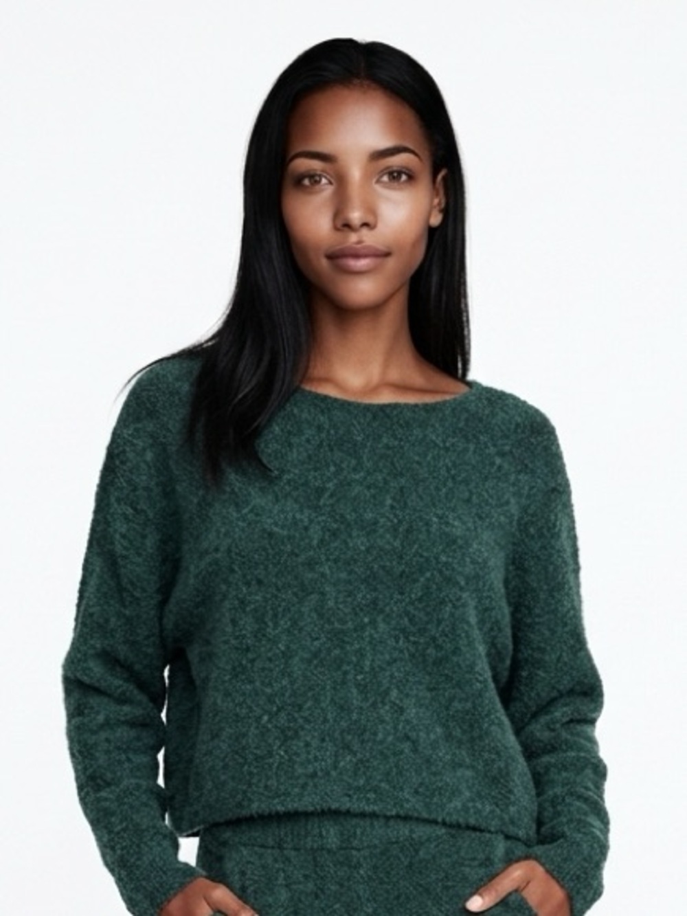 H&M | Forest Green Scoopneck Fuzzy Sweater Women’s Size Medium